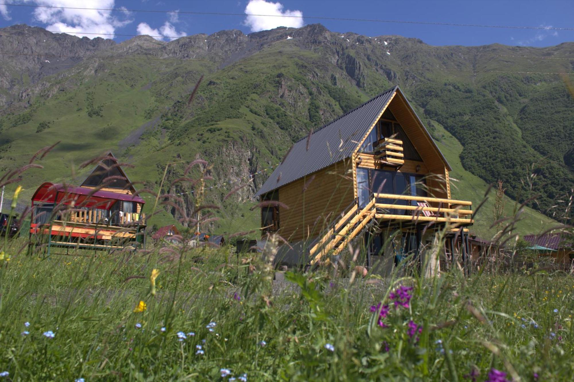 Mood Villa Kazbegi エクステリア 写真